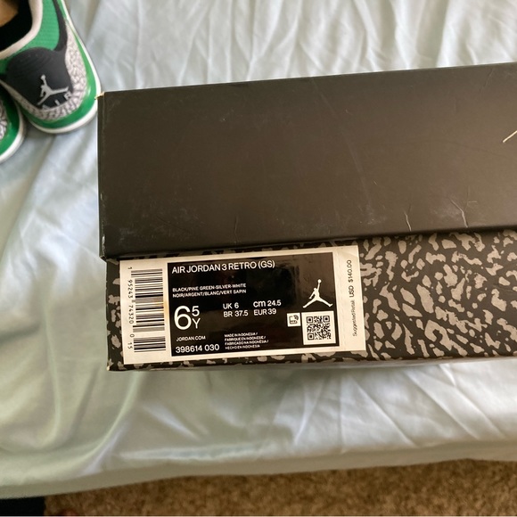 Damaged Box! - Picture 7 of 7